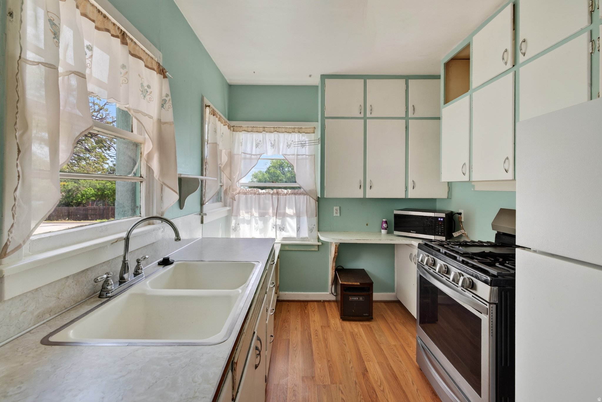 main property photo 19