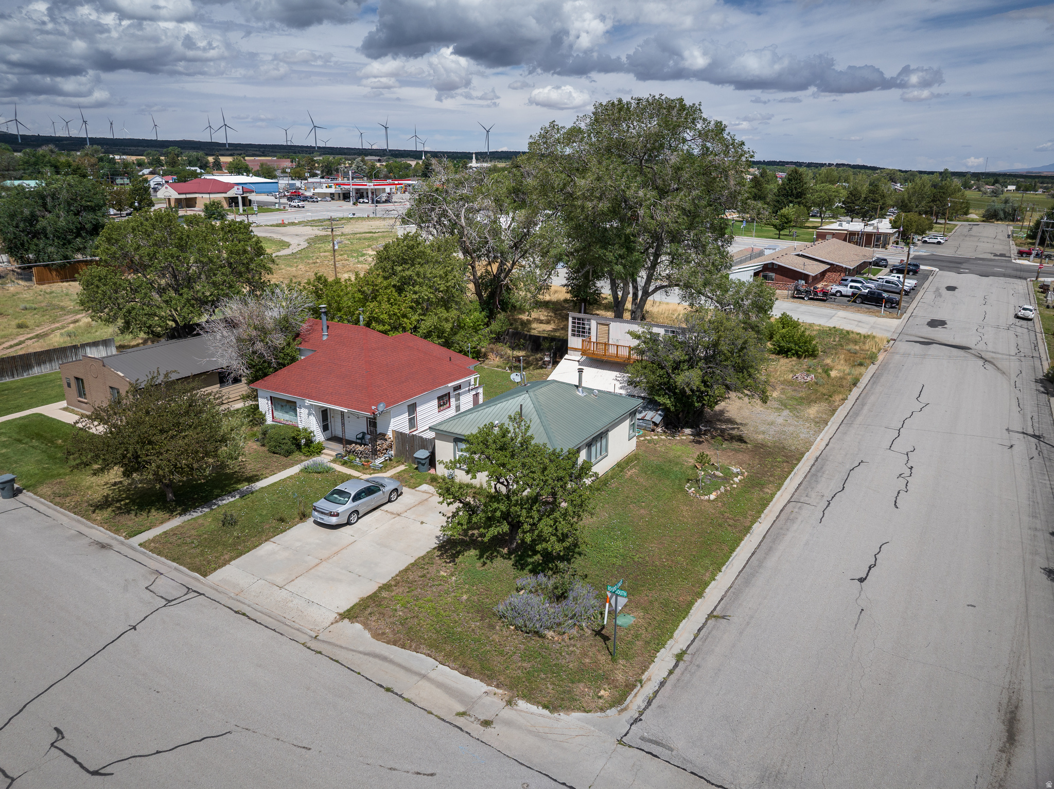 main property photo 6
