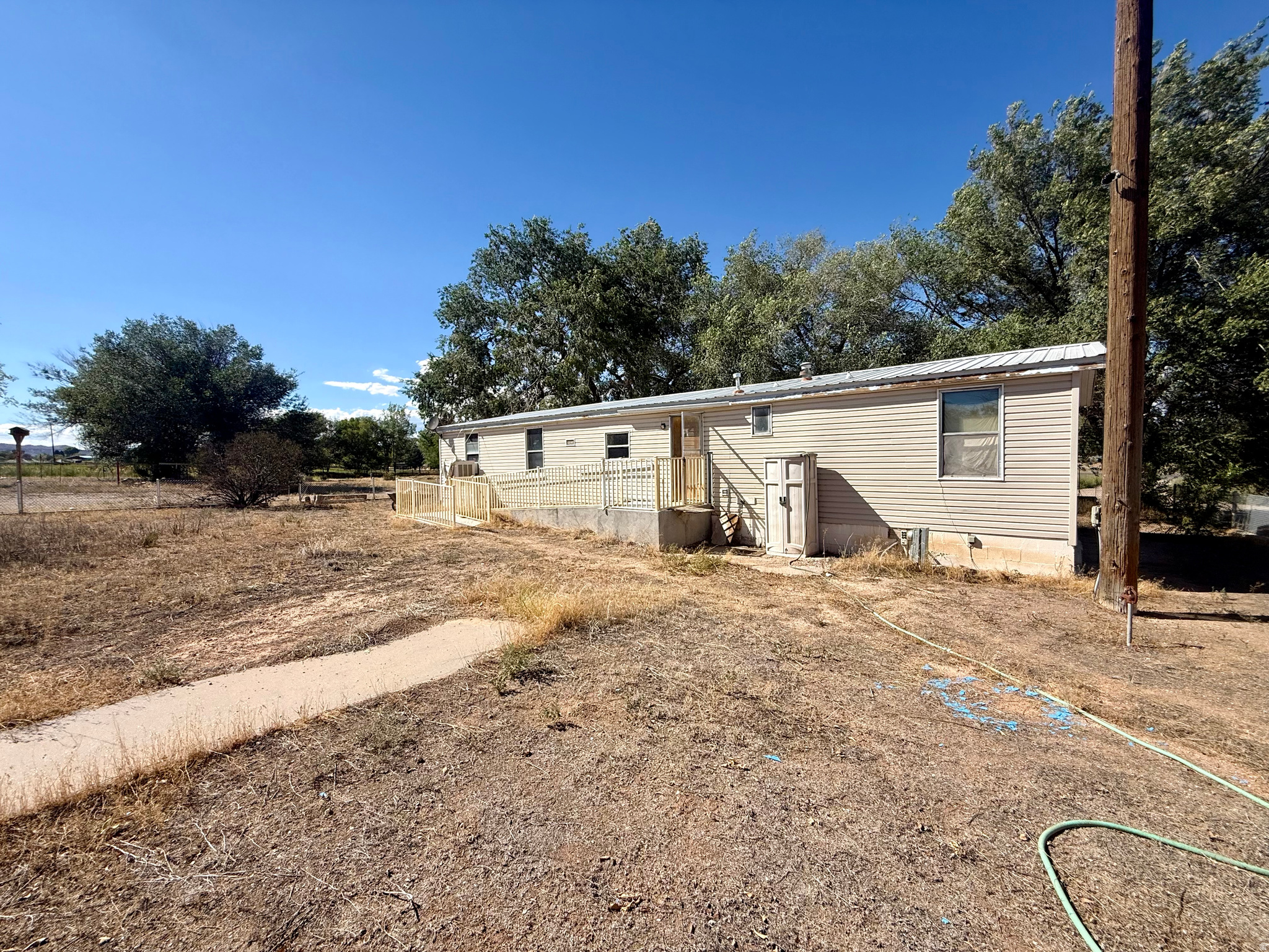 main property photo 0