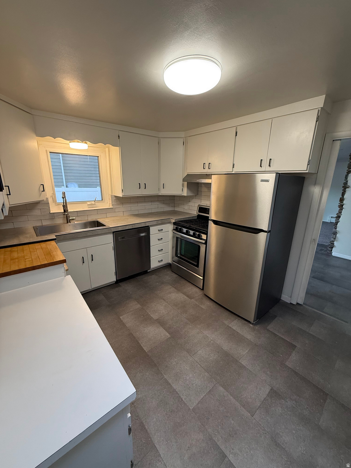 main property photo 0