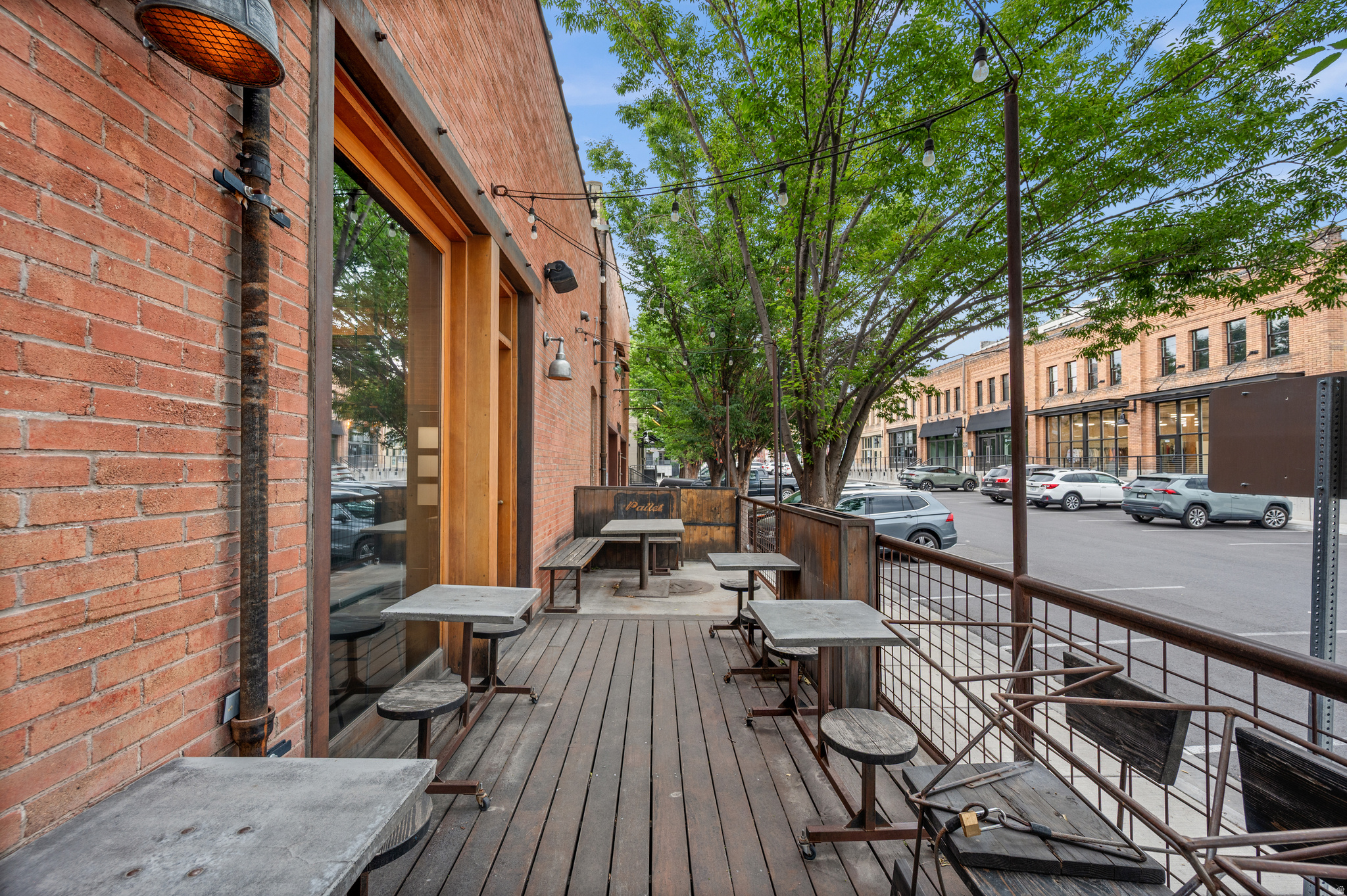 main property photo 22