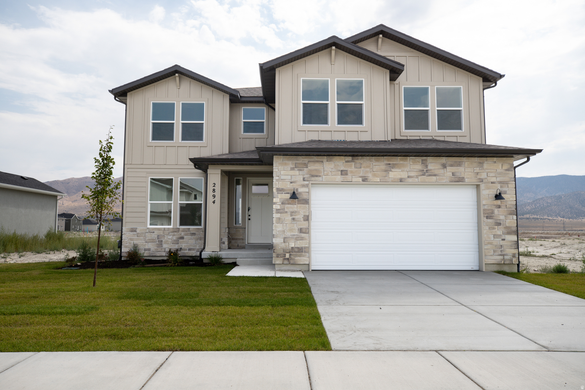 main property photo 0