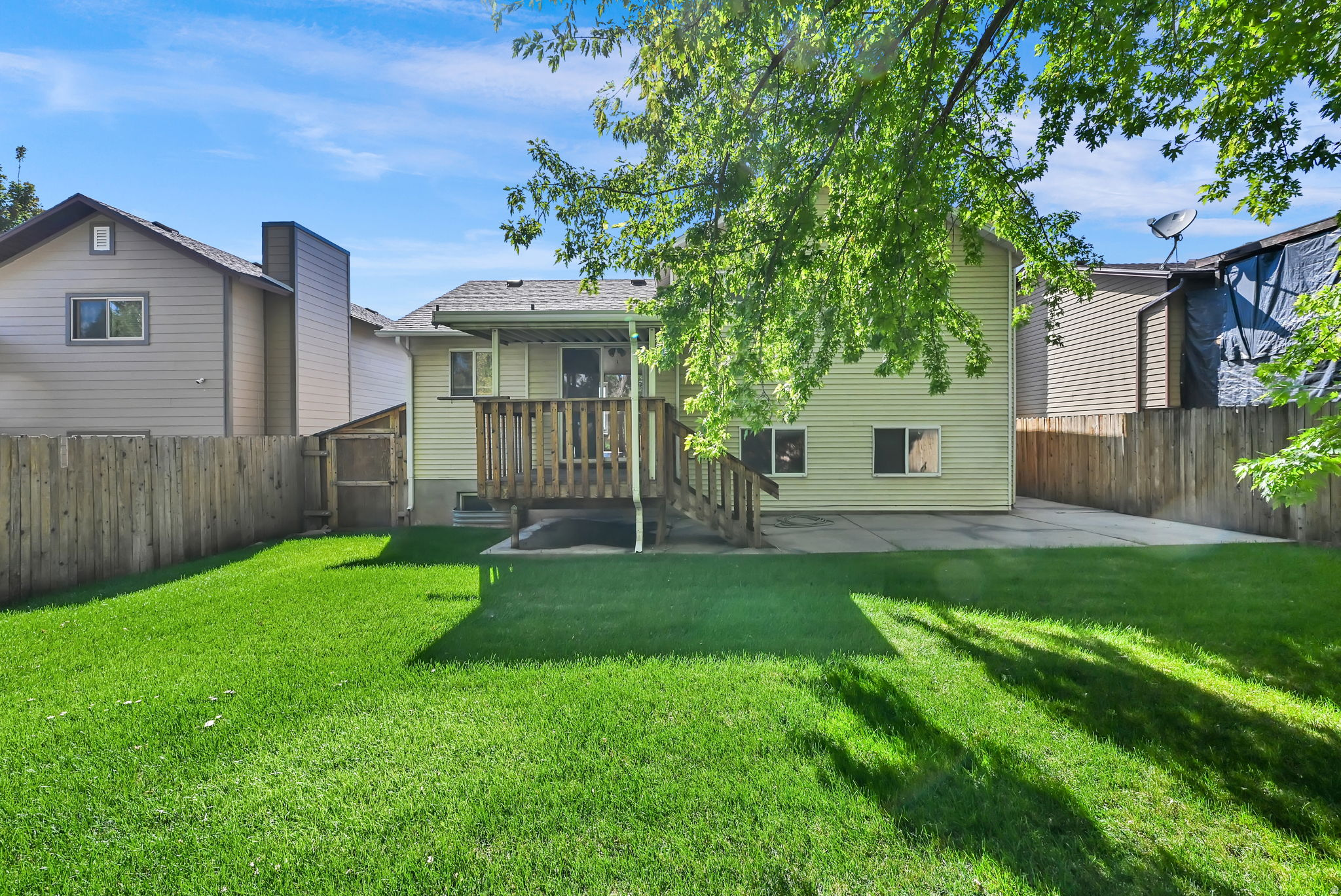 main property photo 20