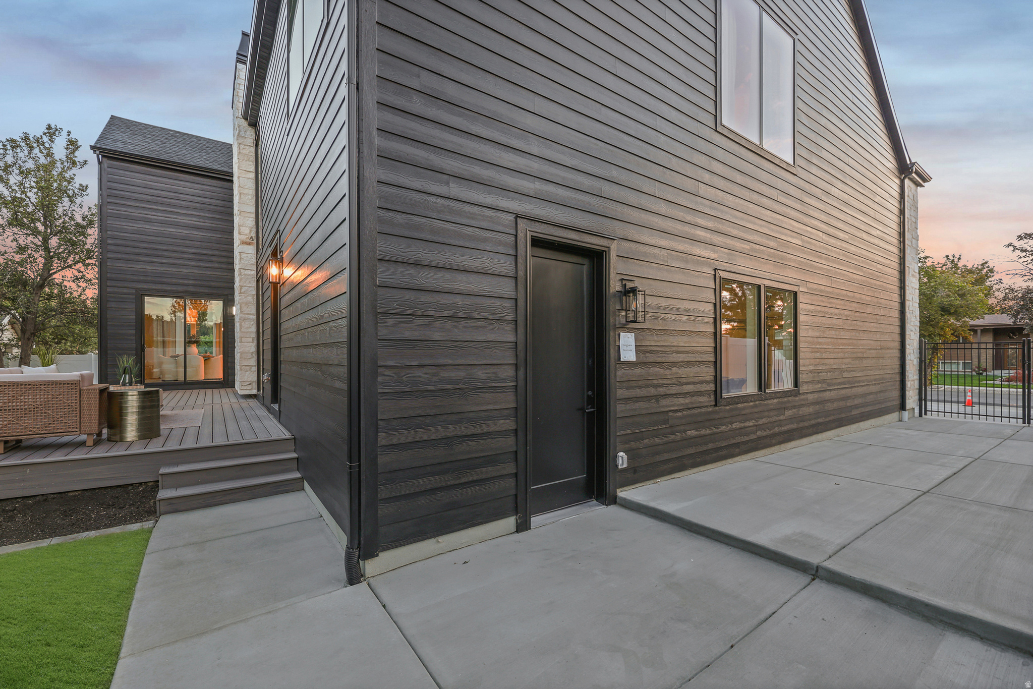 main property photo 77
