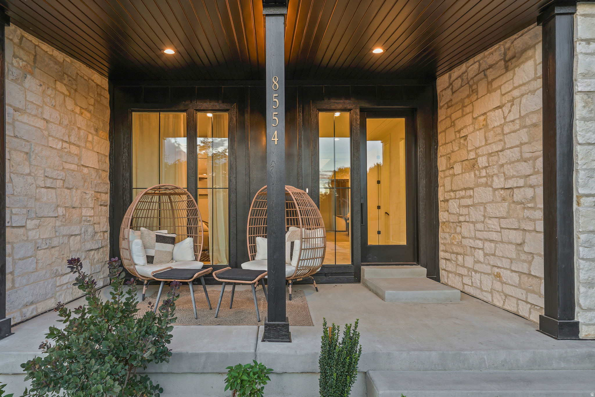 main property photo 81