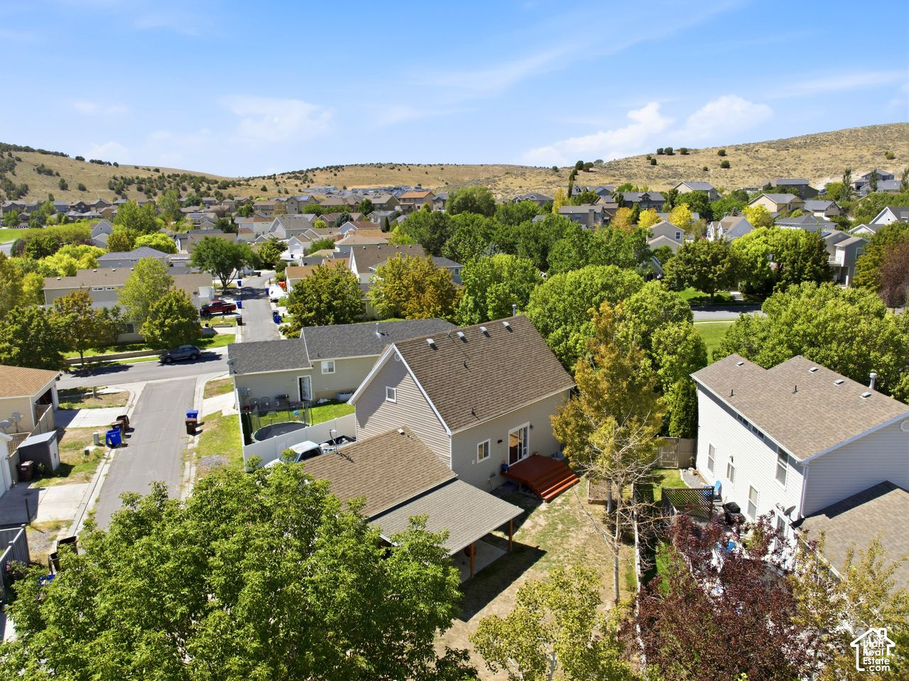 main property photo 39