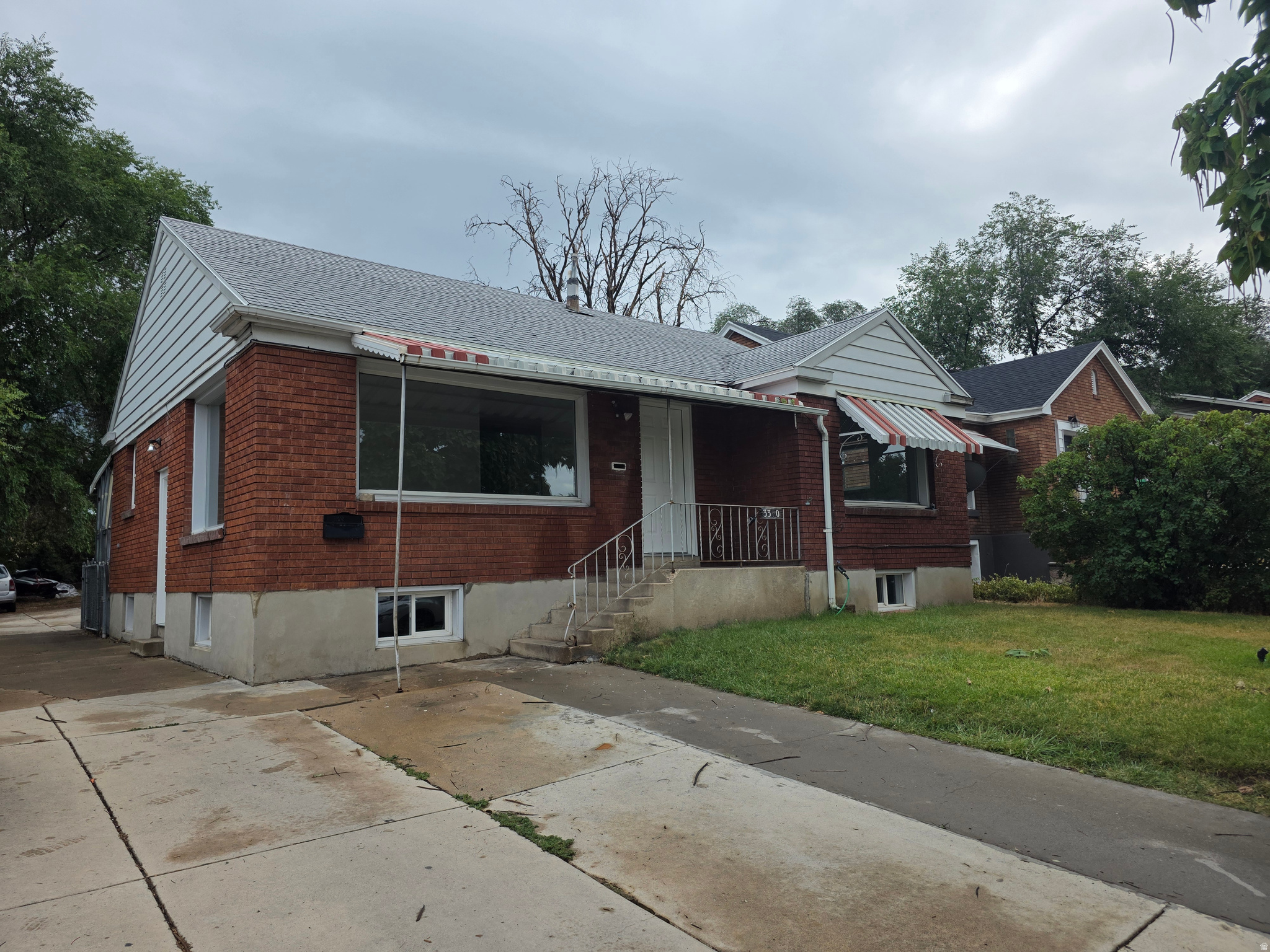 main property photo 0