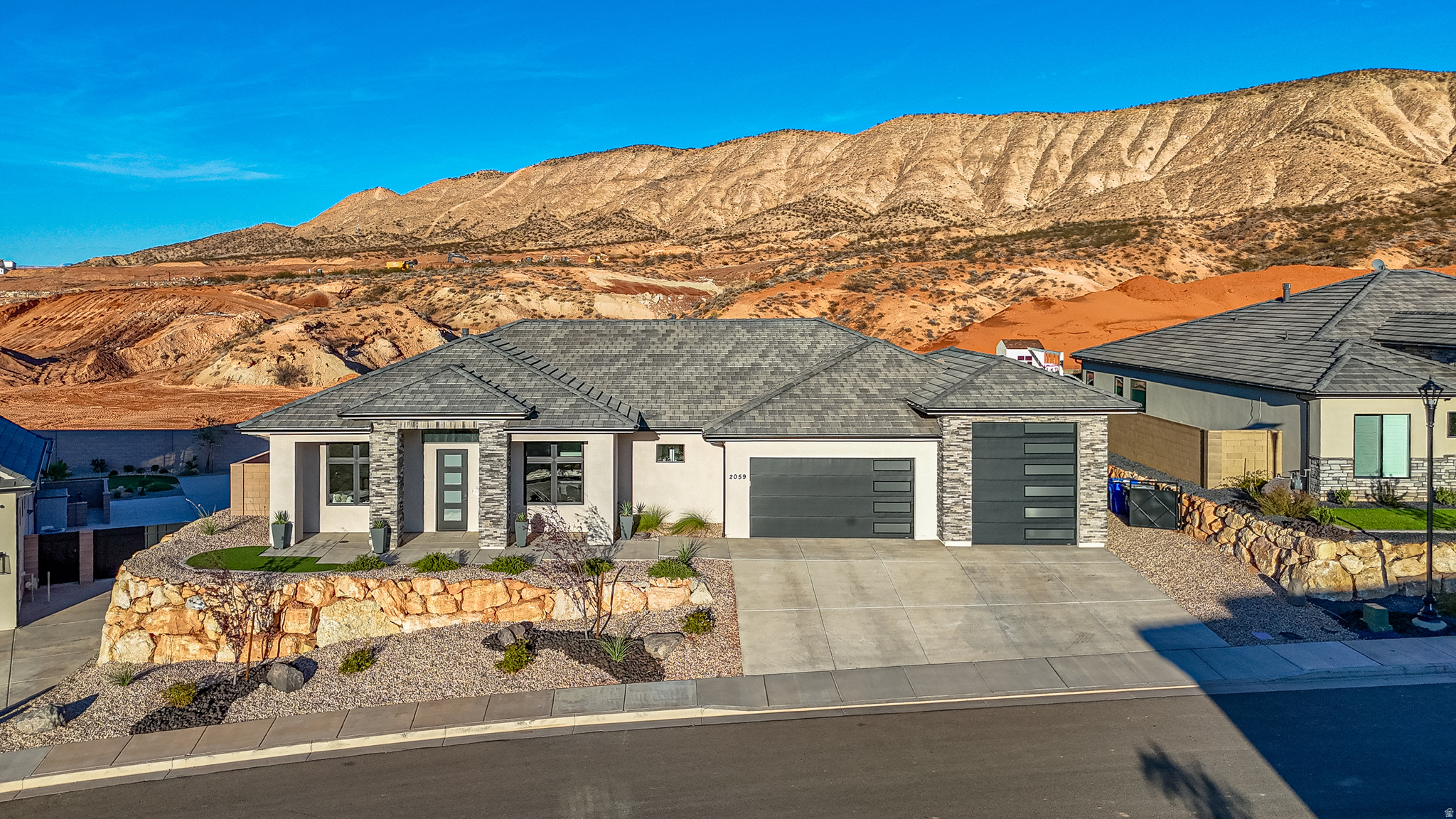 main property photo 0