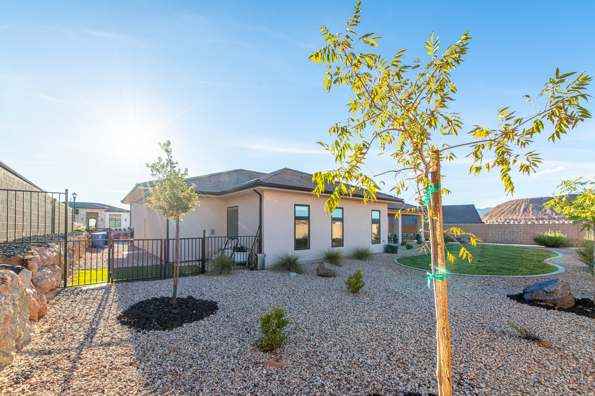 main property photo 33
