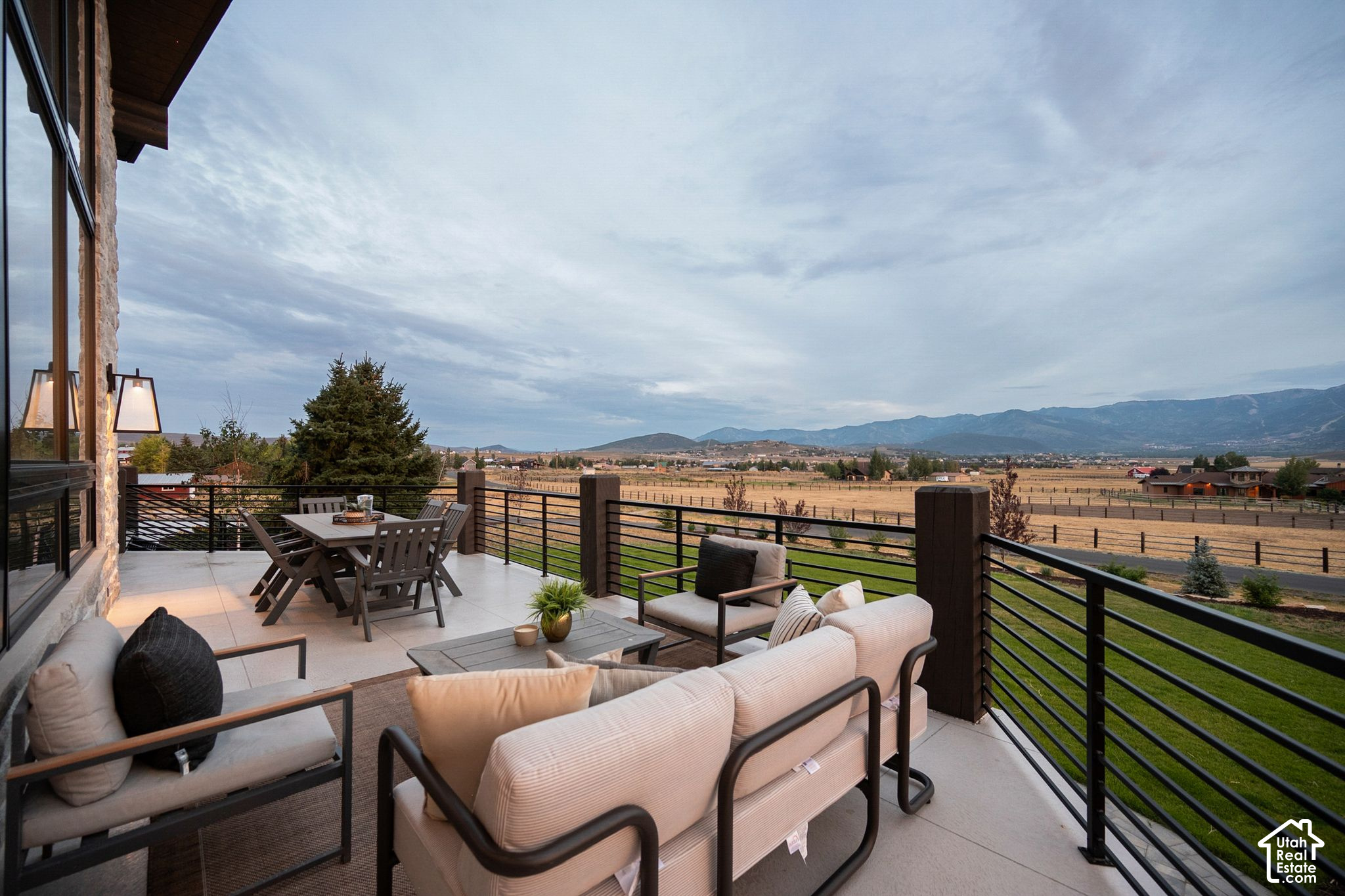 main property photo 83