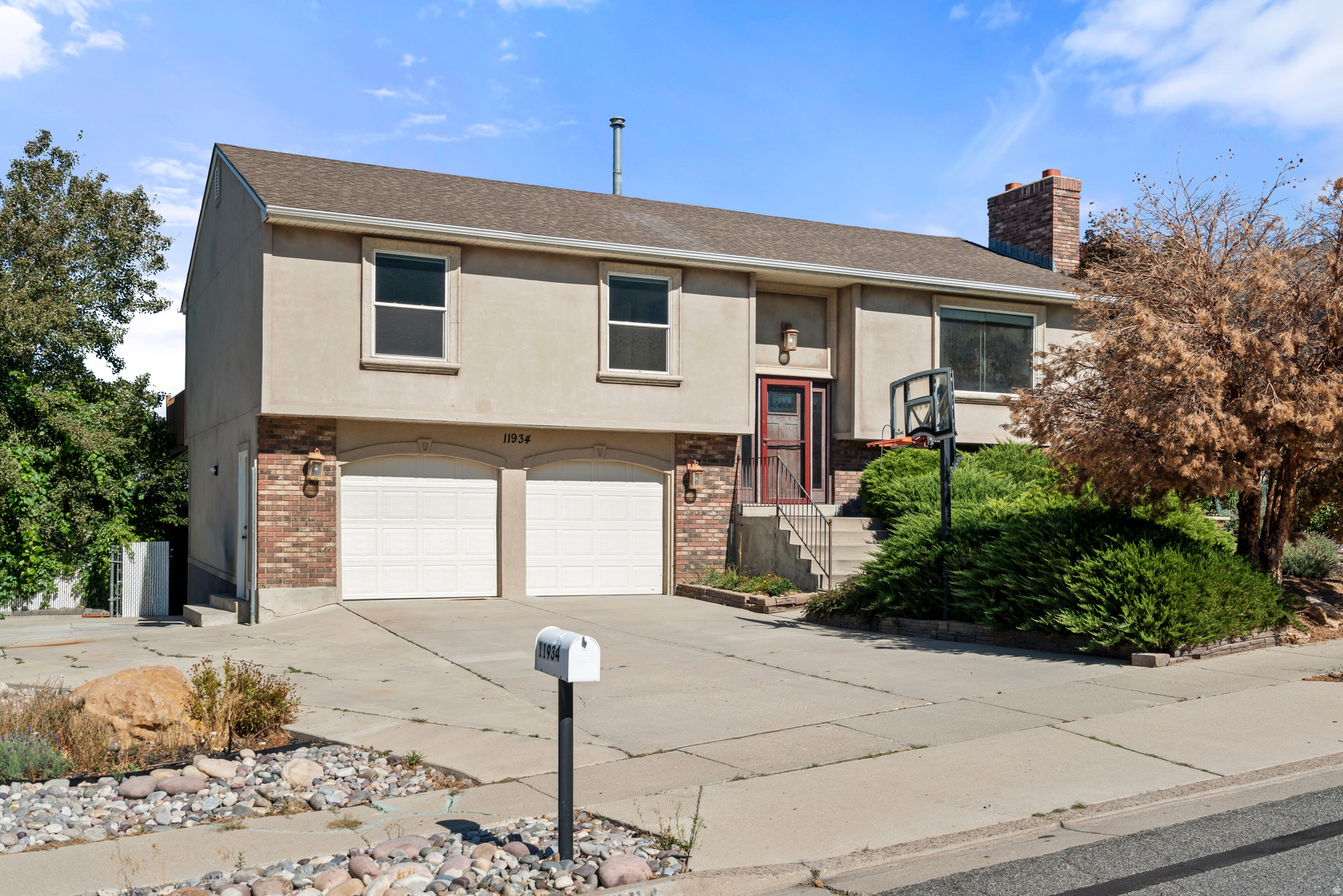 main property photo 46