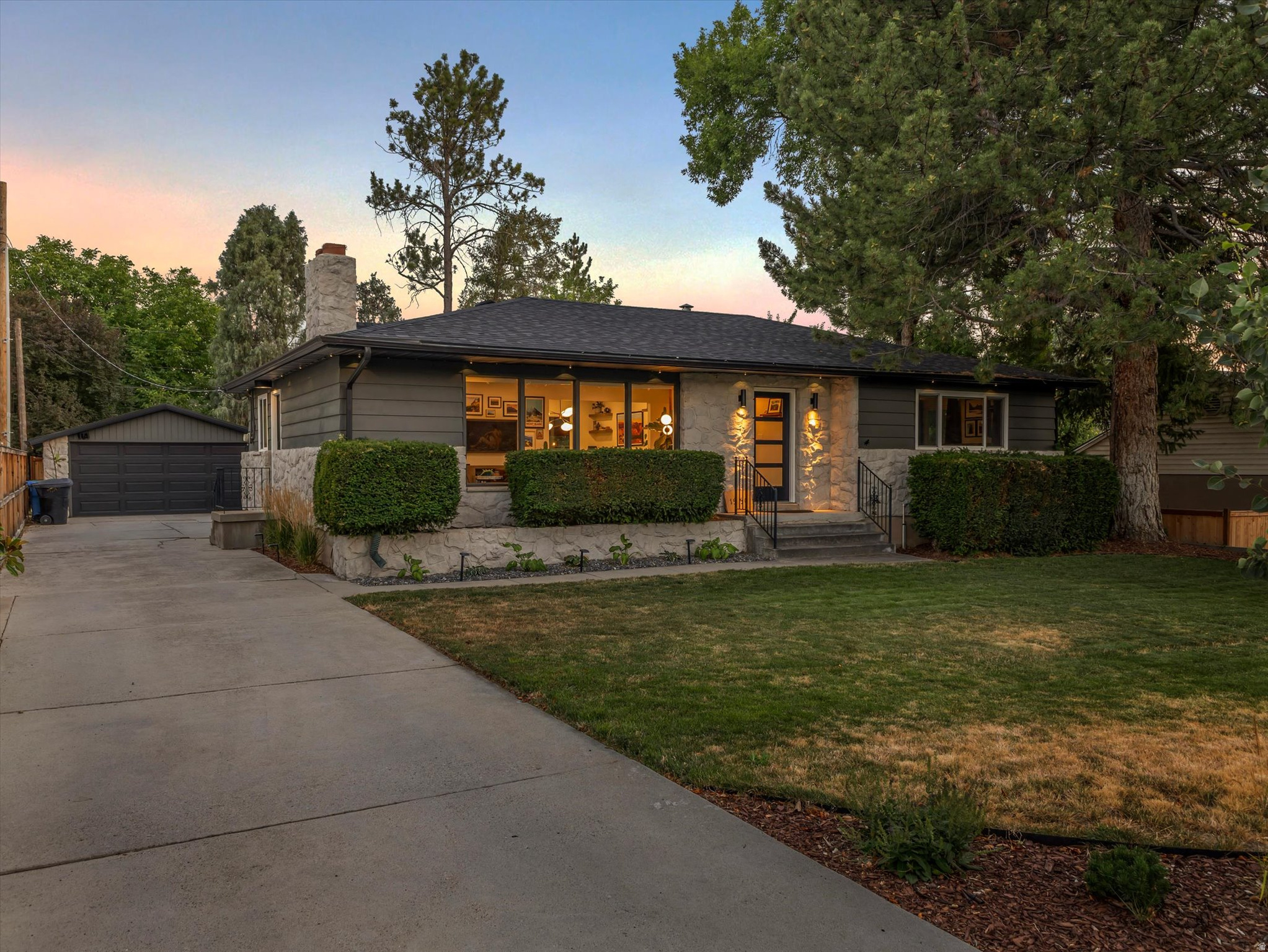 main property photo 51
