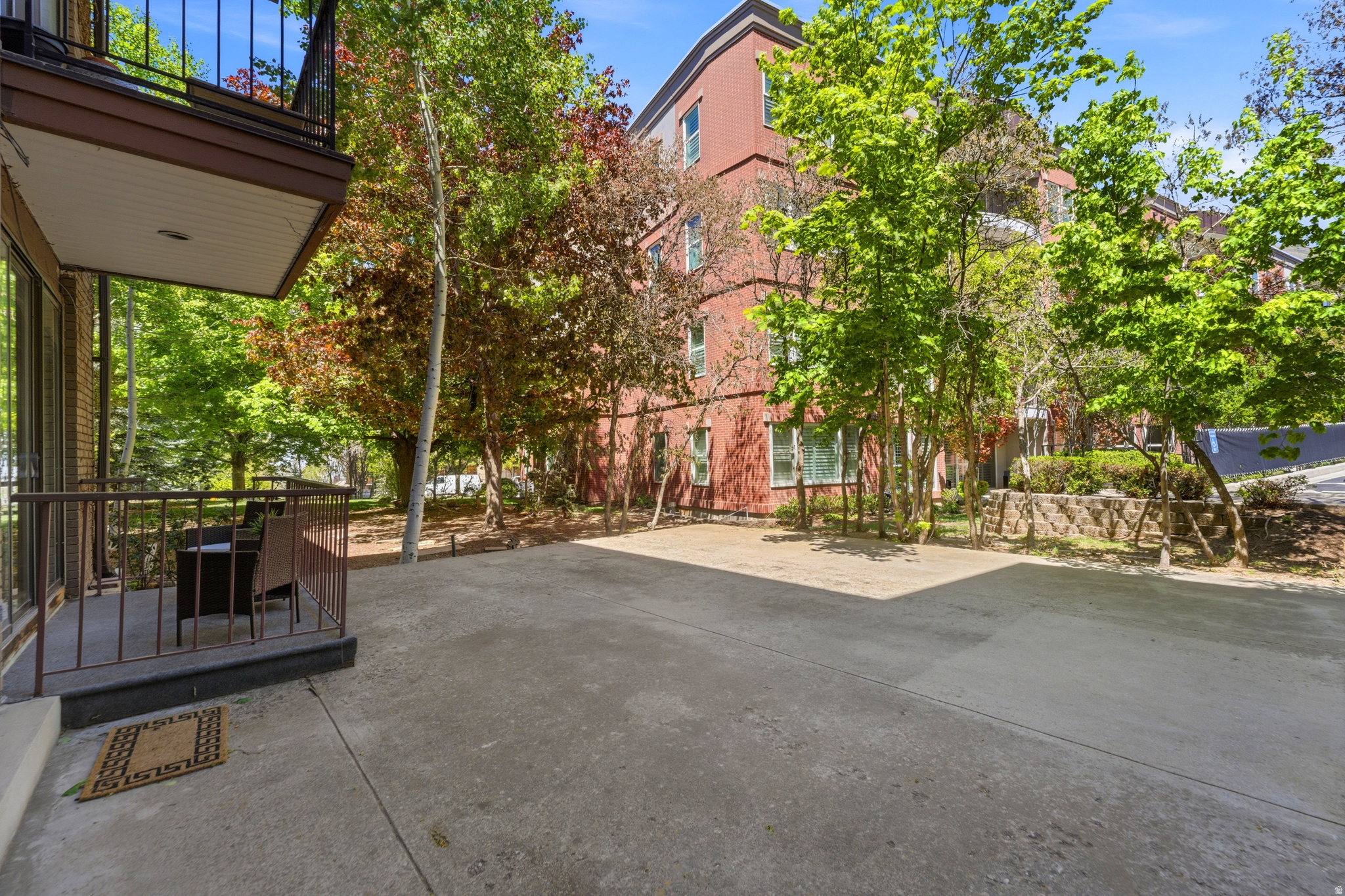 main property photo 41