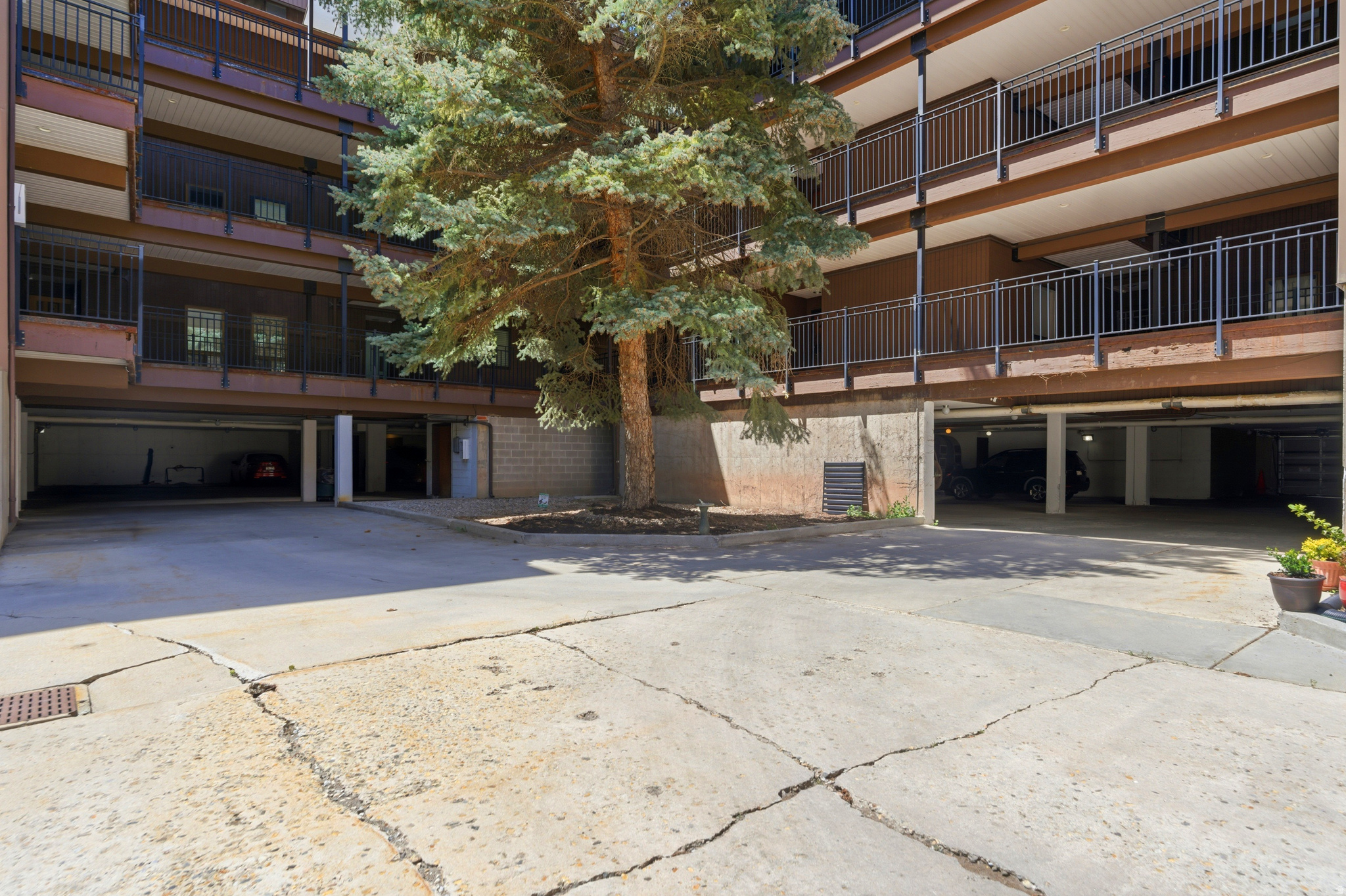 main property photo 47