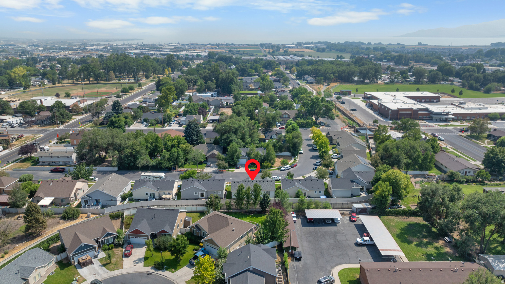 main property photo 15