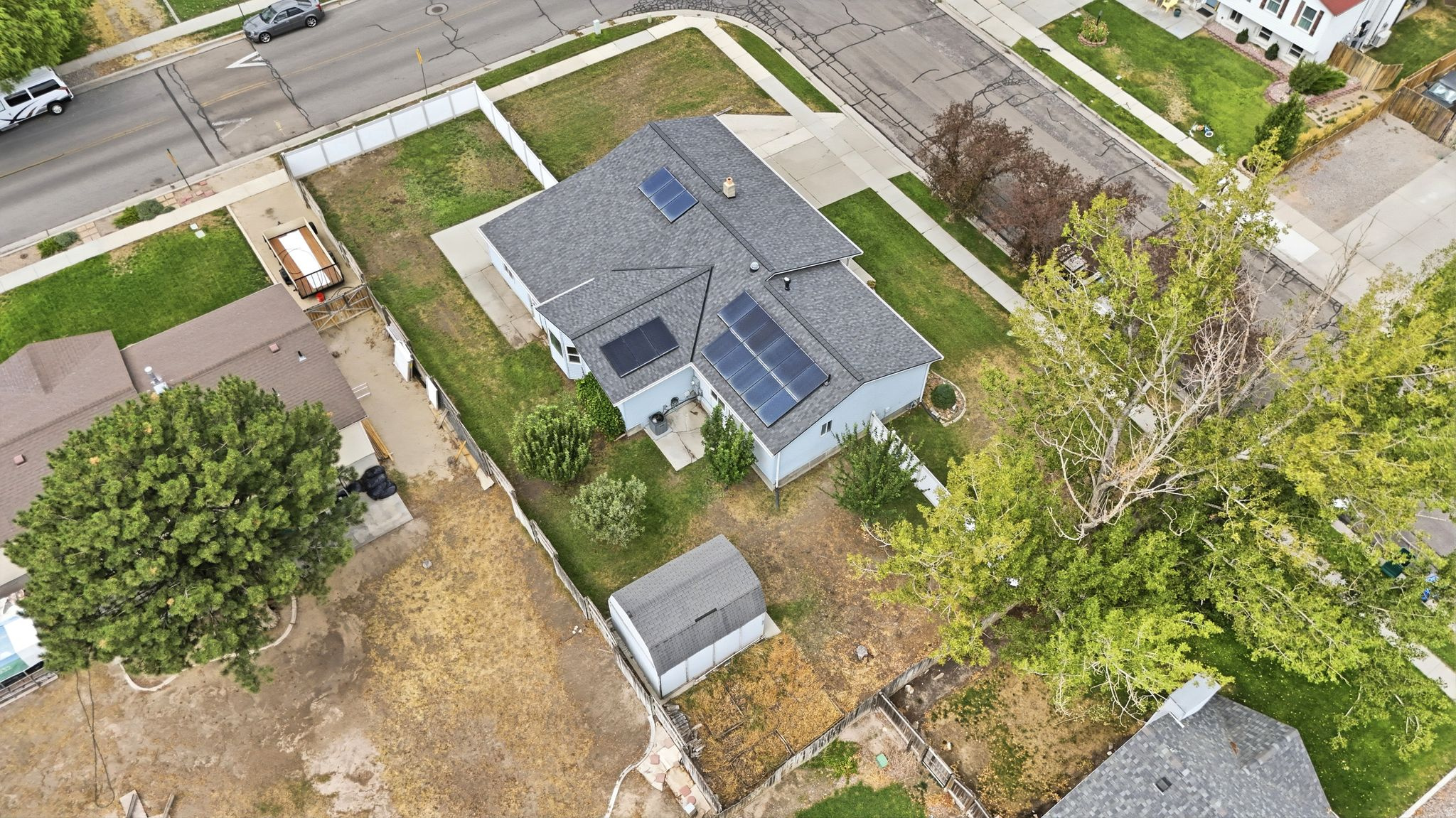 main property photo 40
