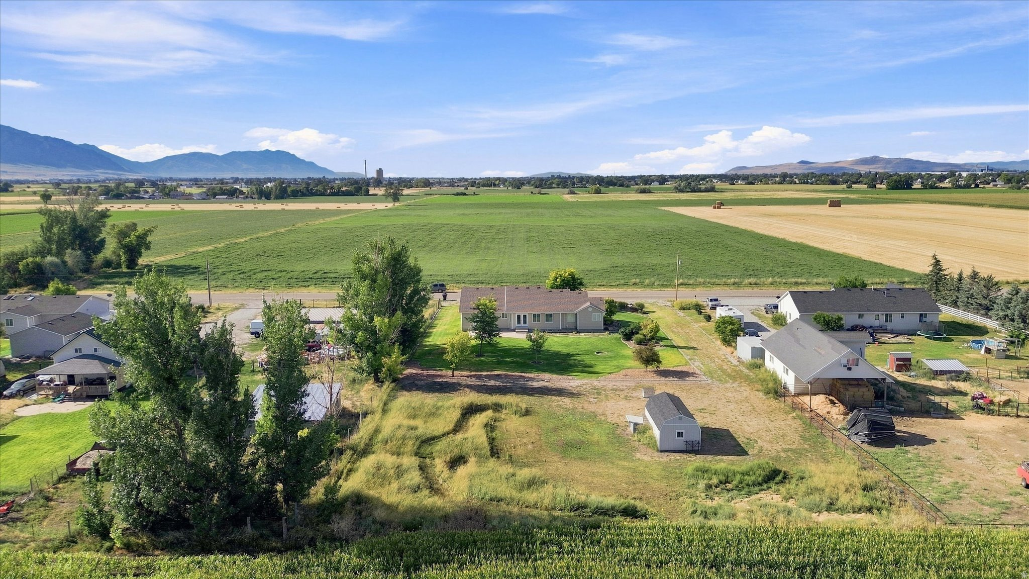 main property photo 70
