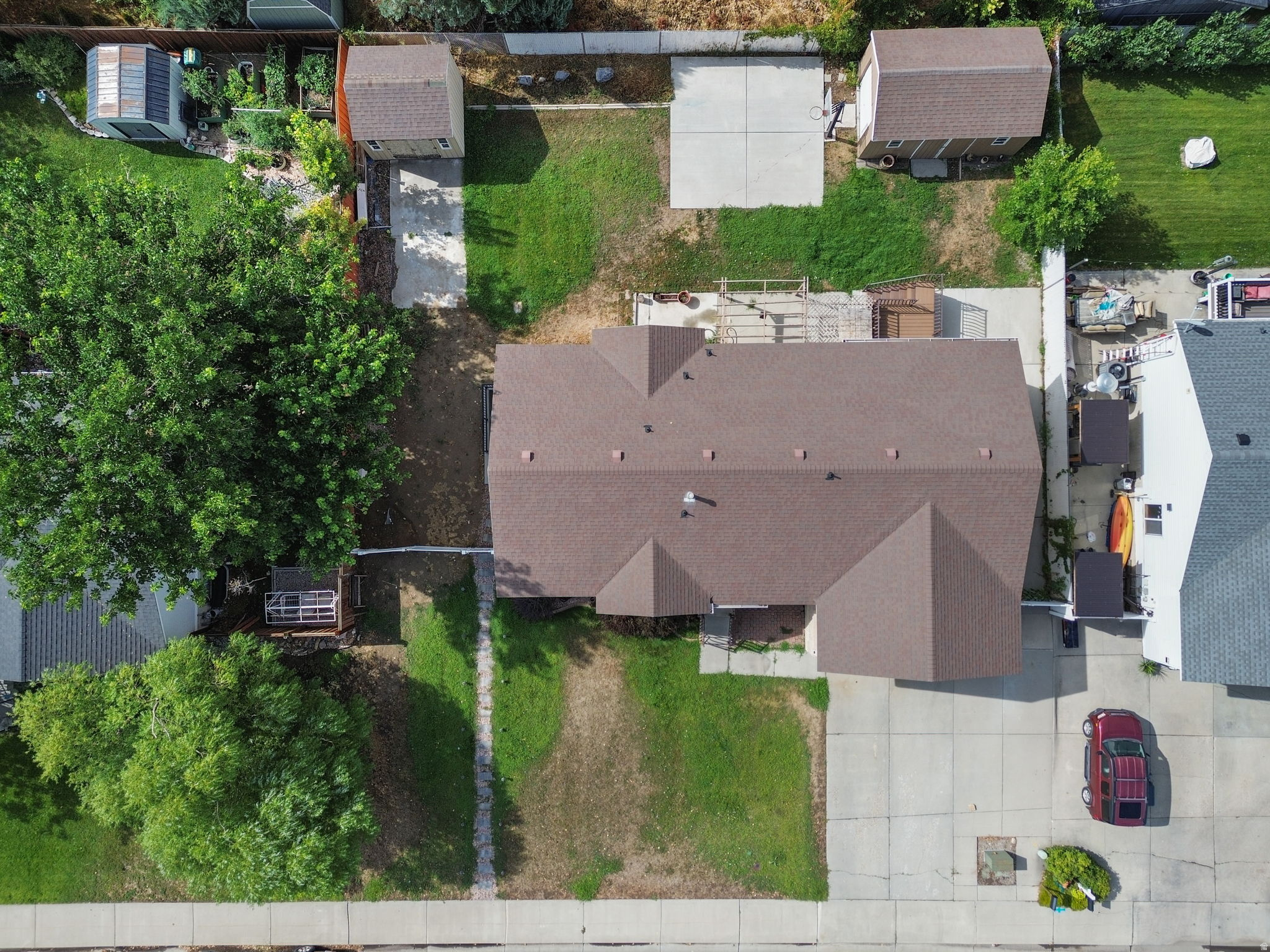 main property photo 45