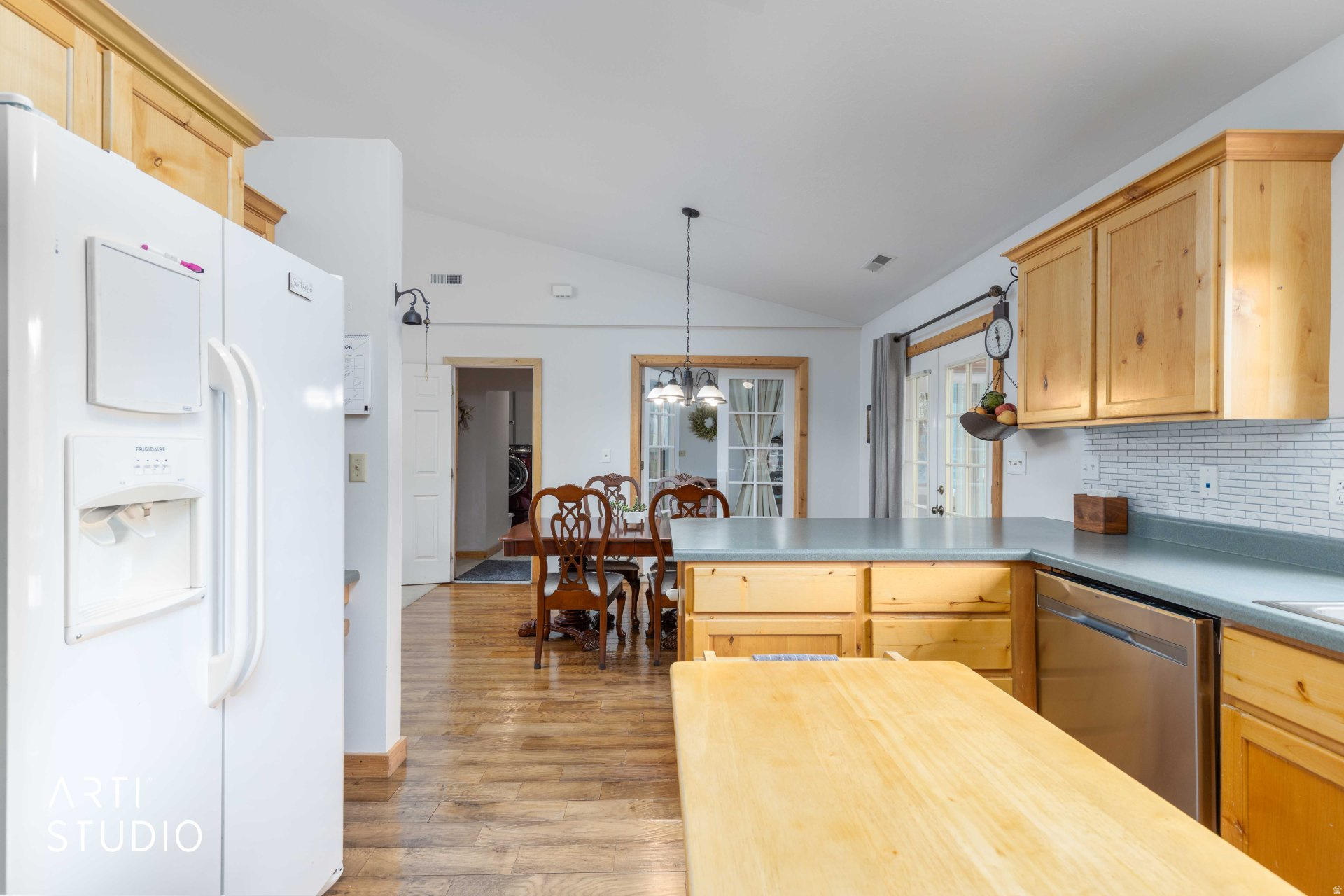 main property photo 15