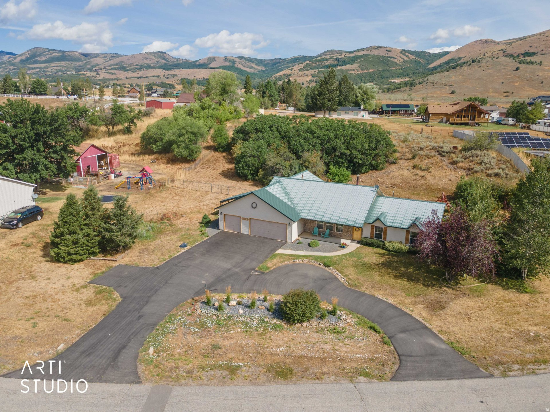 main property photo 59