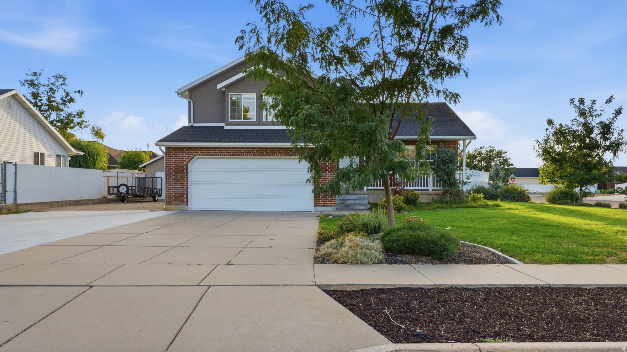 main property photo 0