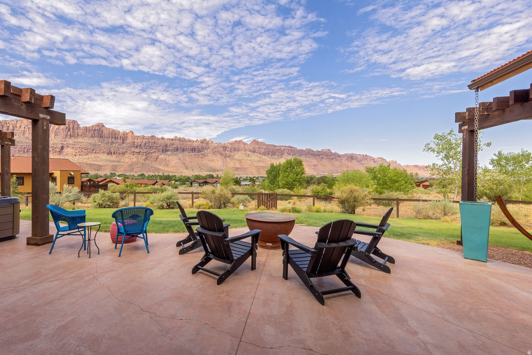 main property photo 33