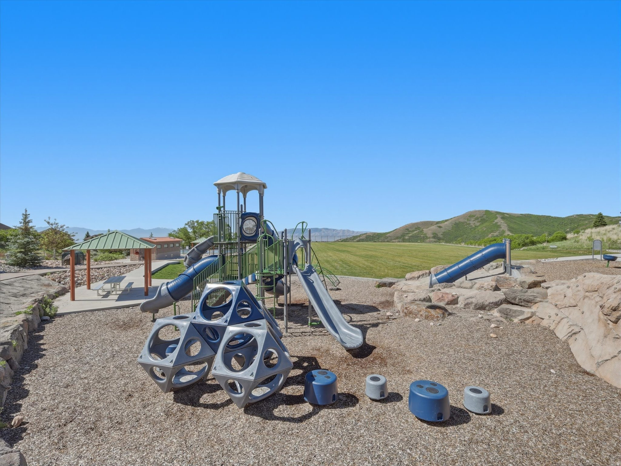 main property photo 66