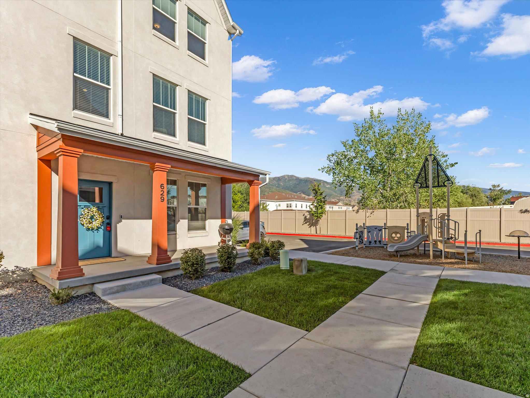 main property photo 0