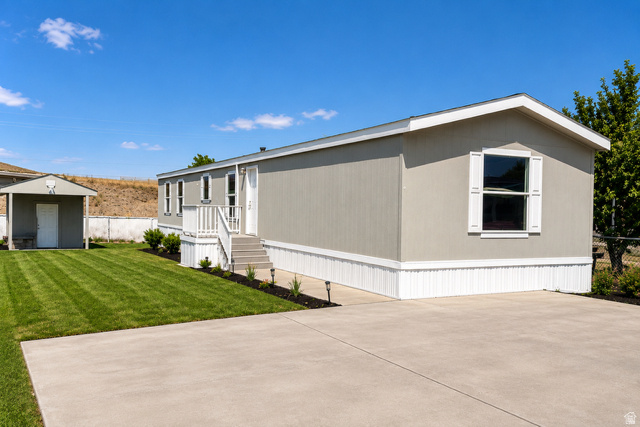 main property photo 0