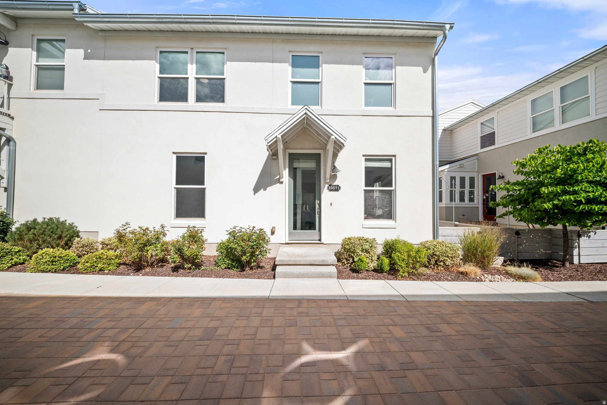 main property photo 0