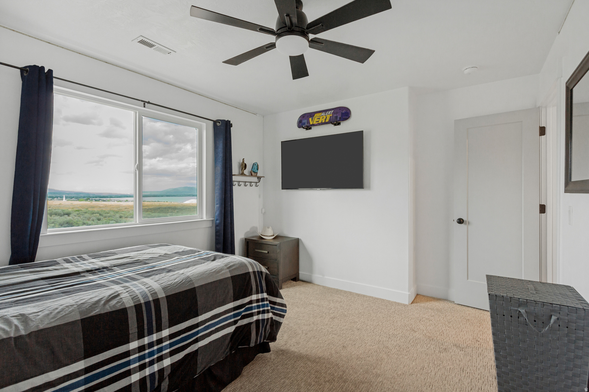main property photo 22