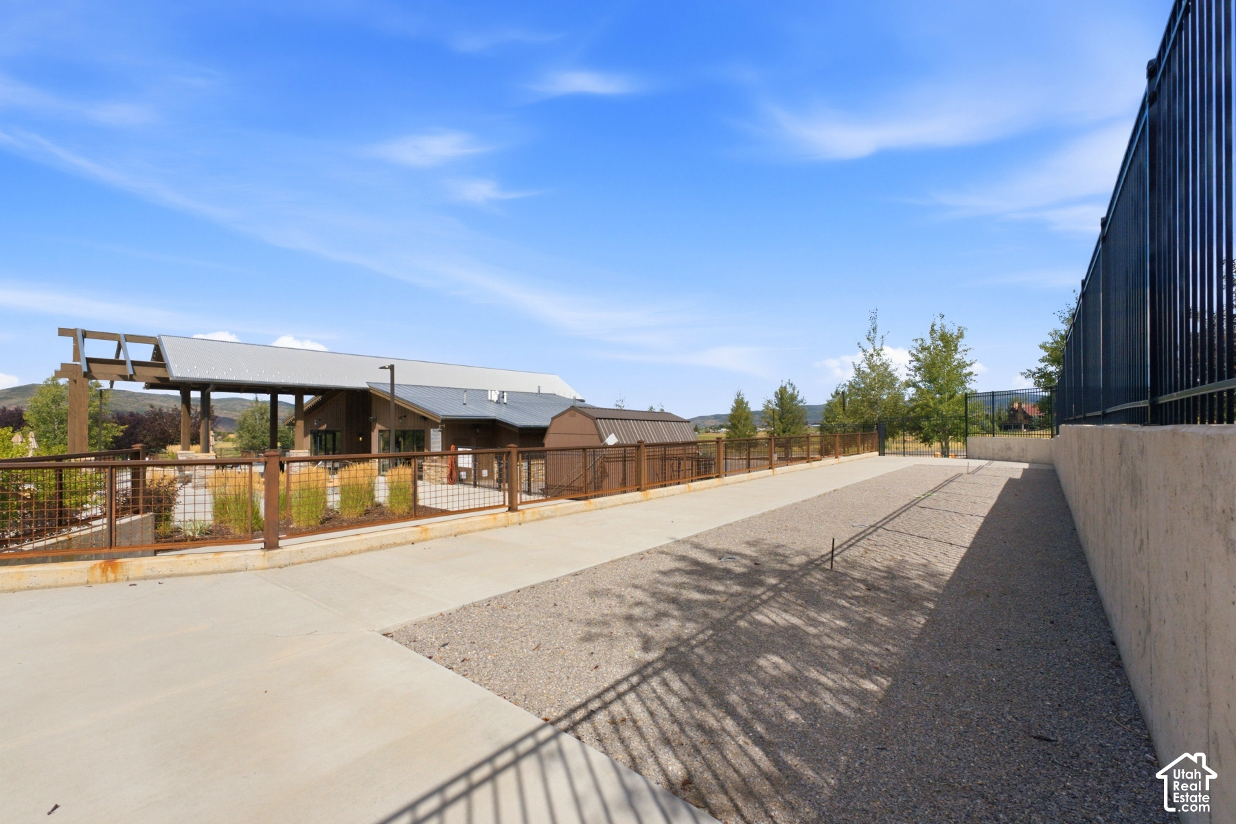 main property photo 74