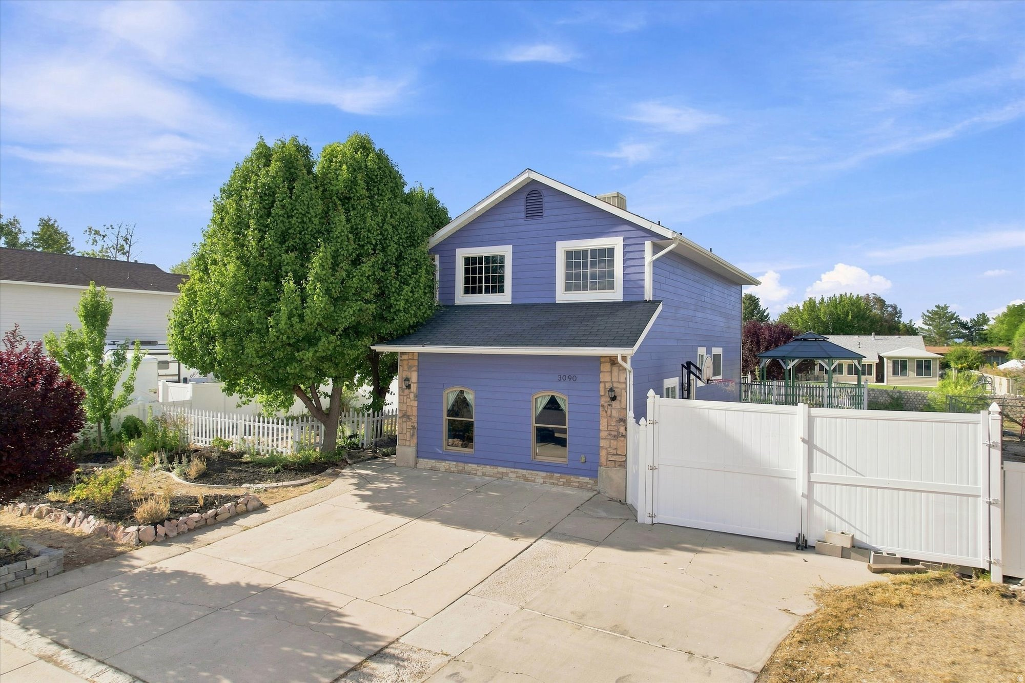main property photo 0