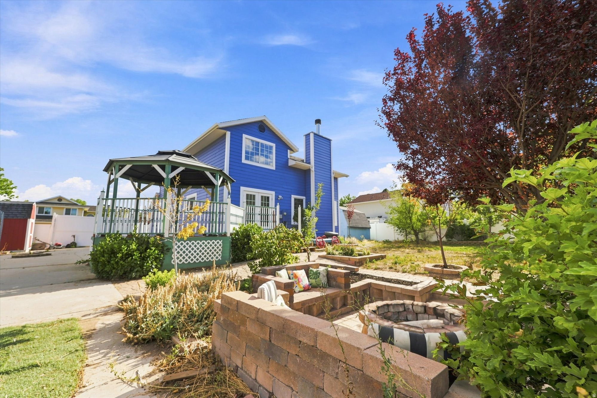 main property photo 22