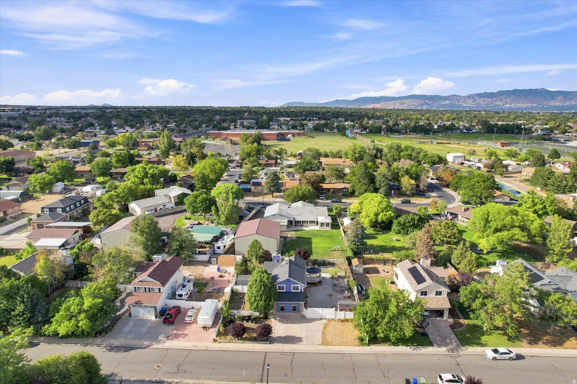 main property photo 32