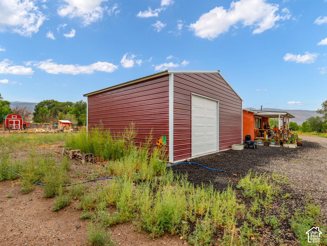 main property photo 21