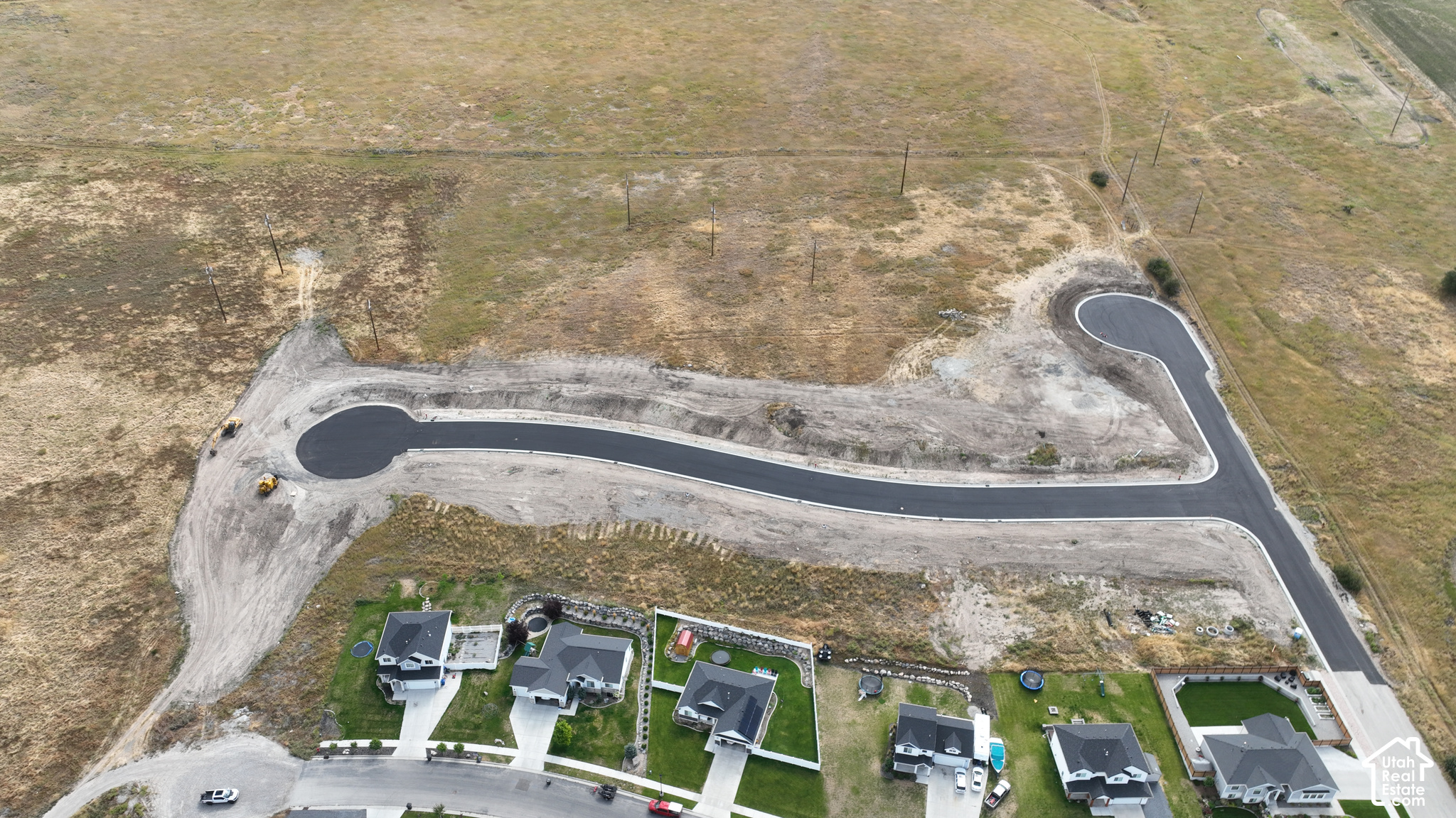 main property photo 6