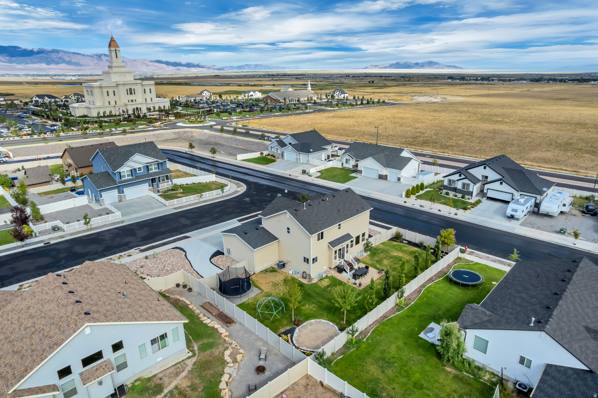 main property photo 42