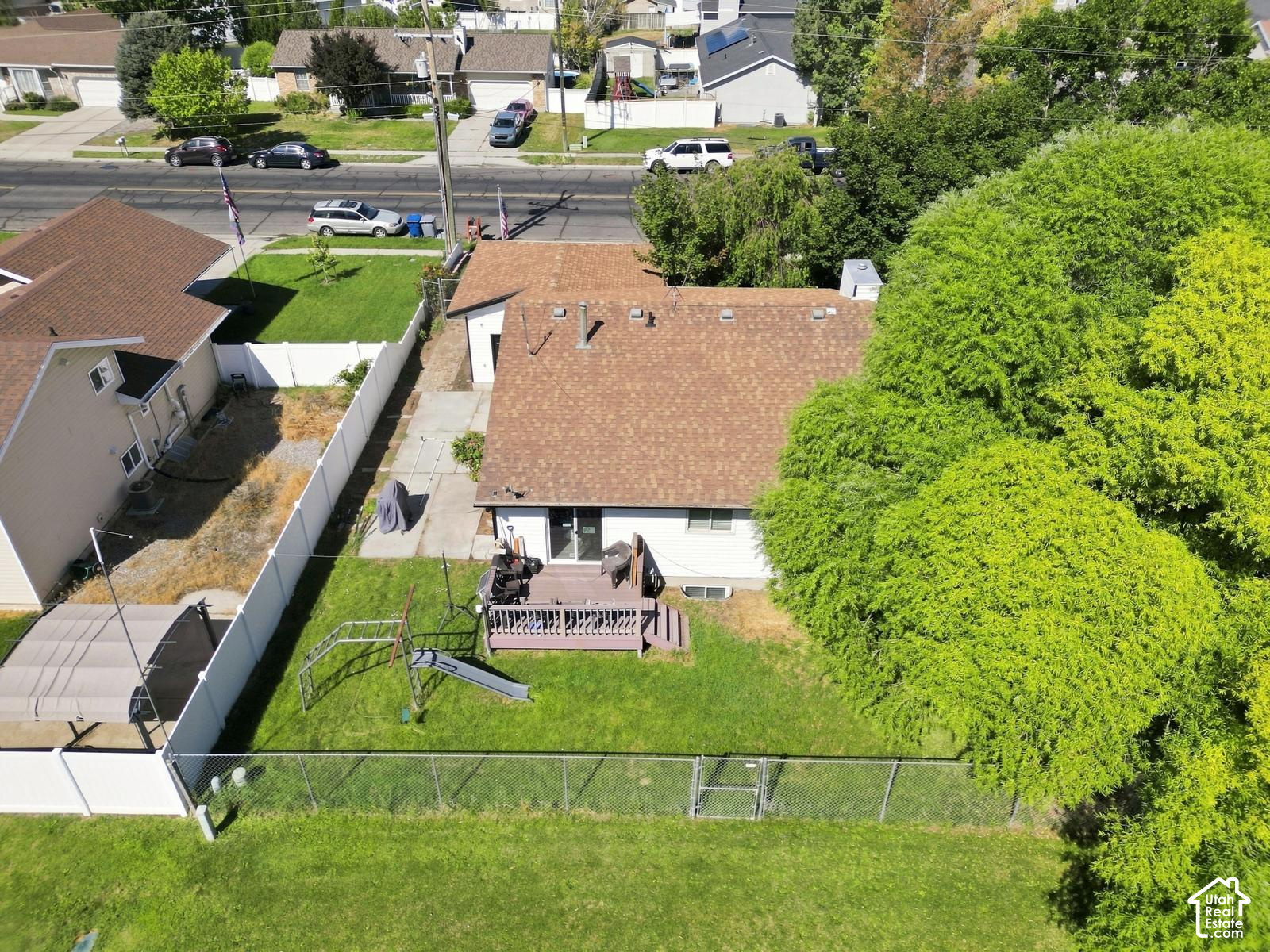 main property photo 59