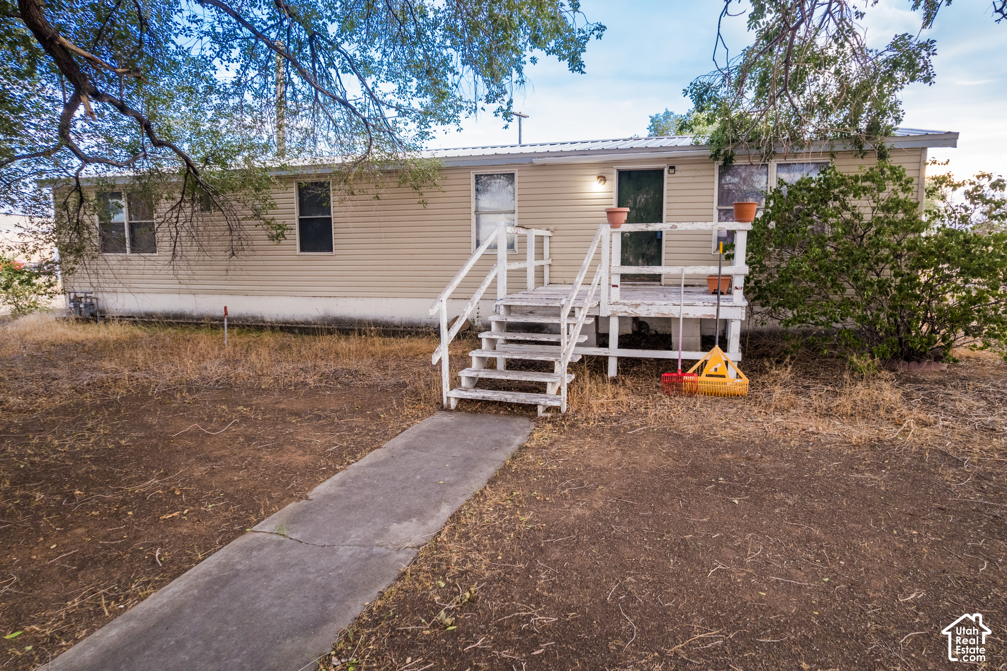main property photo 24