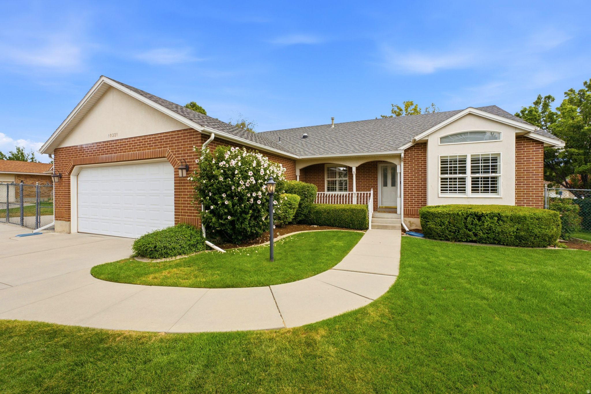 main property photo 0