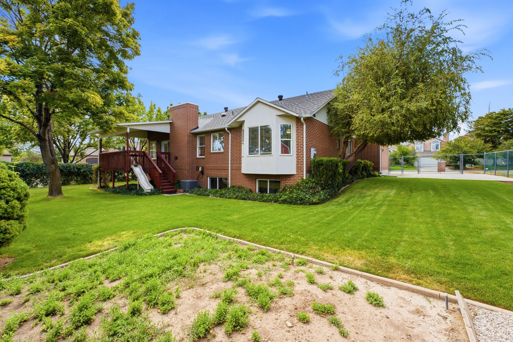 main property photo 60