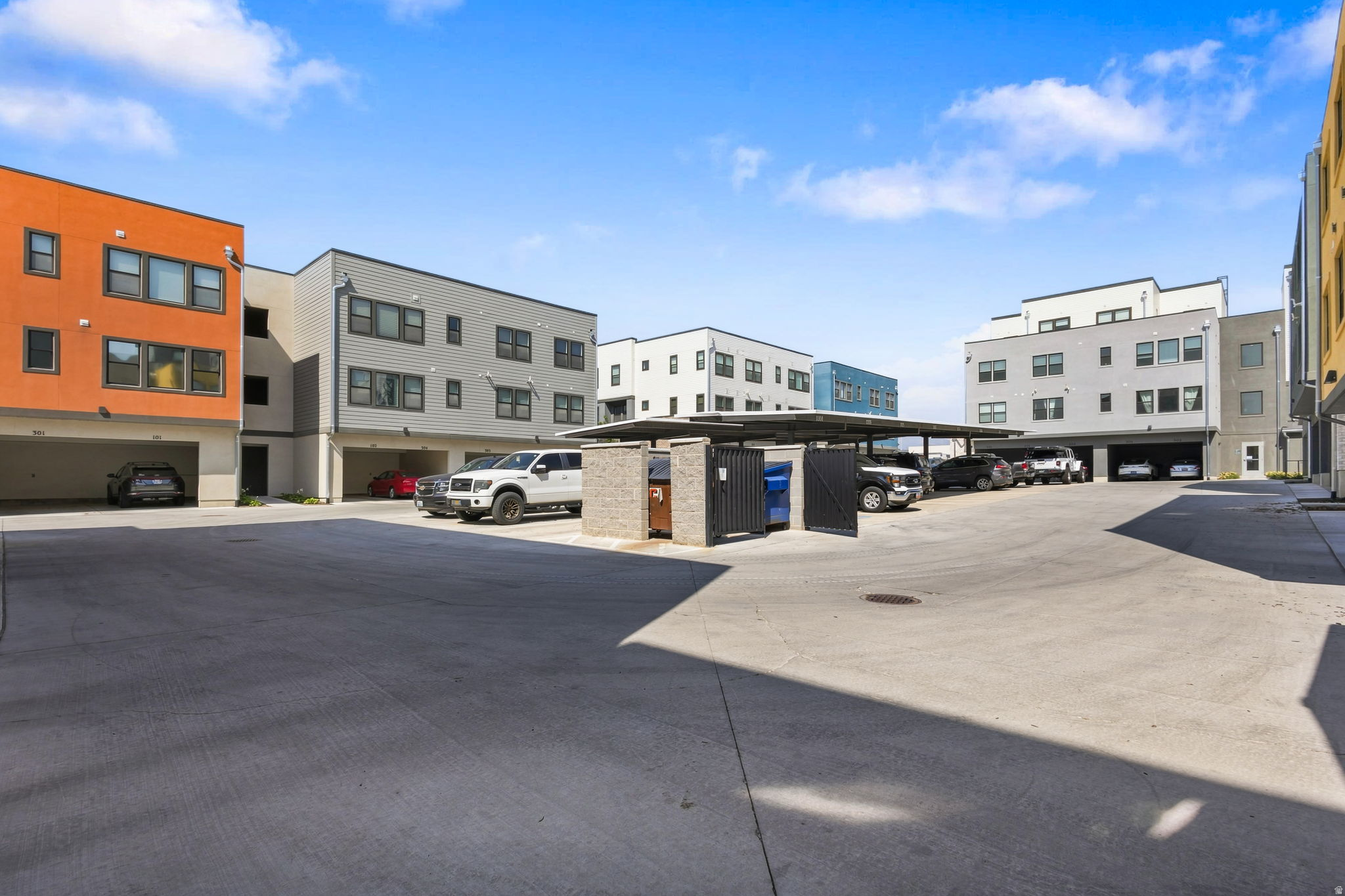 main property photo 25