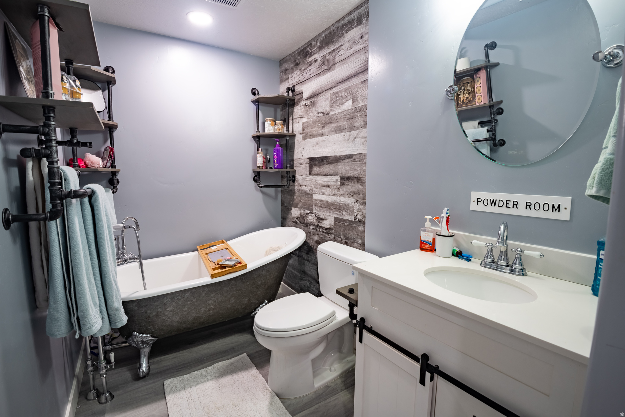main property photo 20
