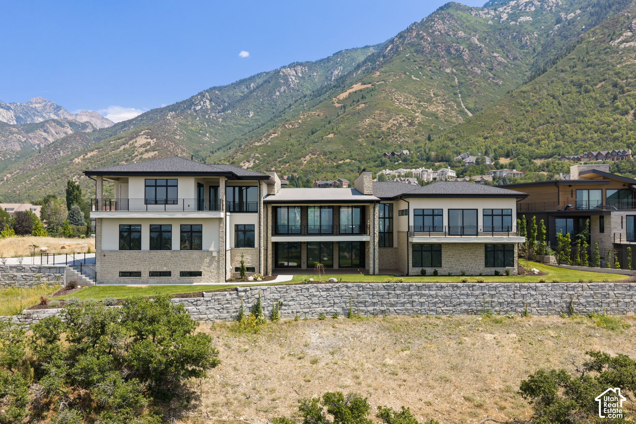 main property photo 113