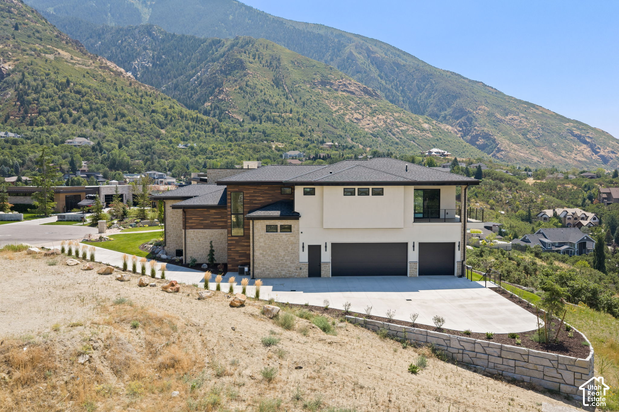 main property photo 115