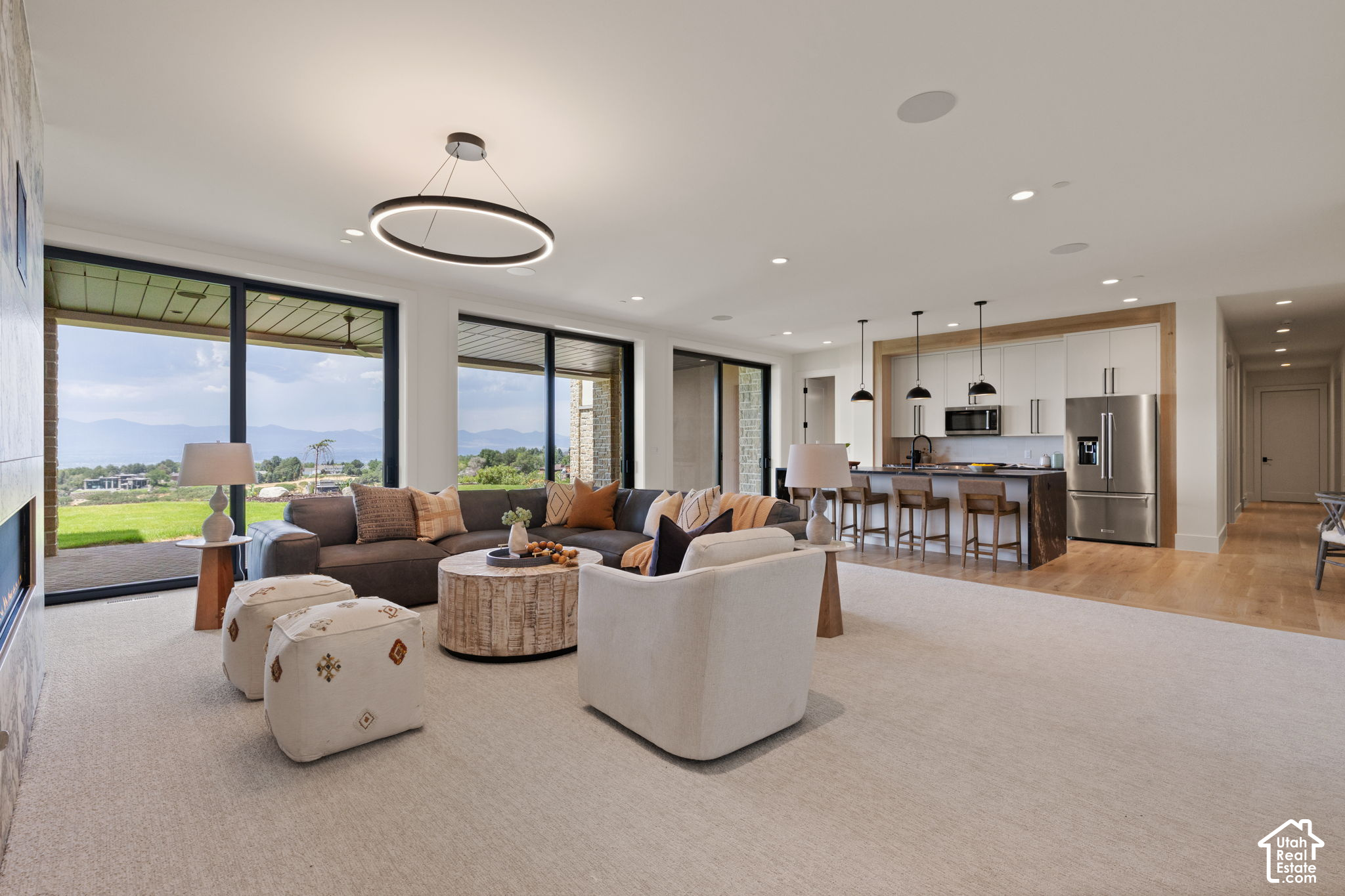 main property photo 79