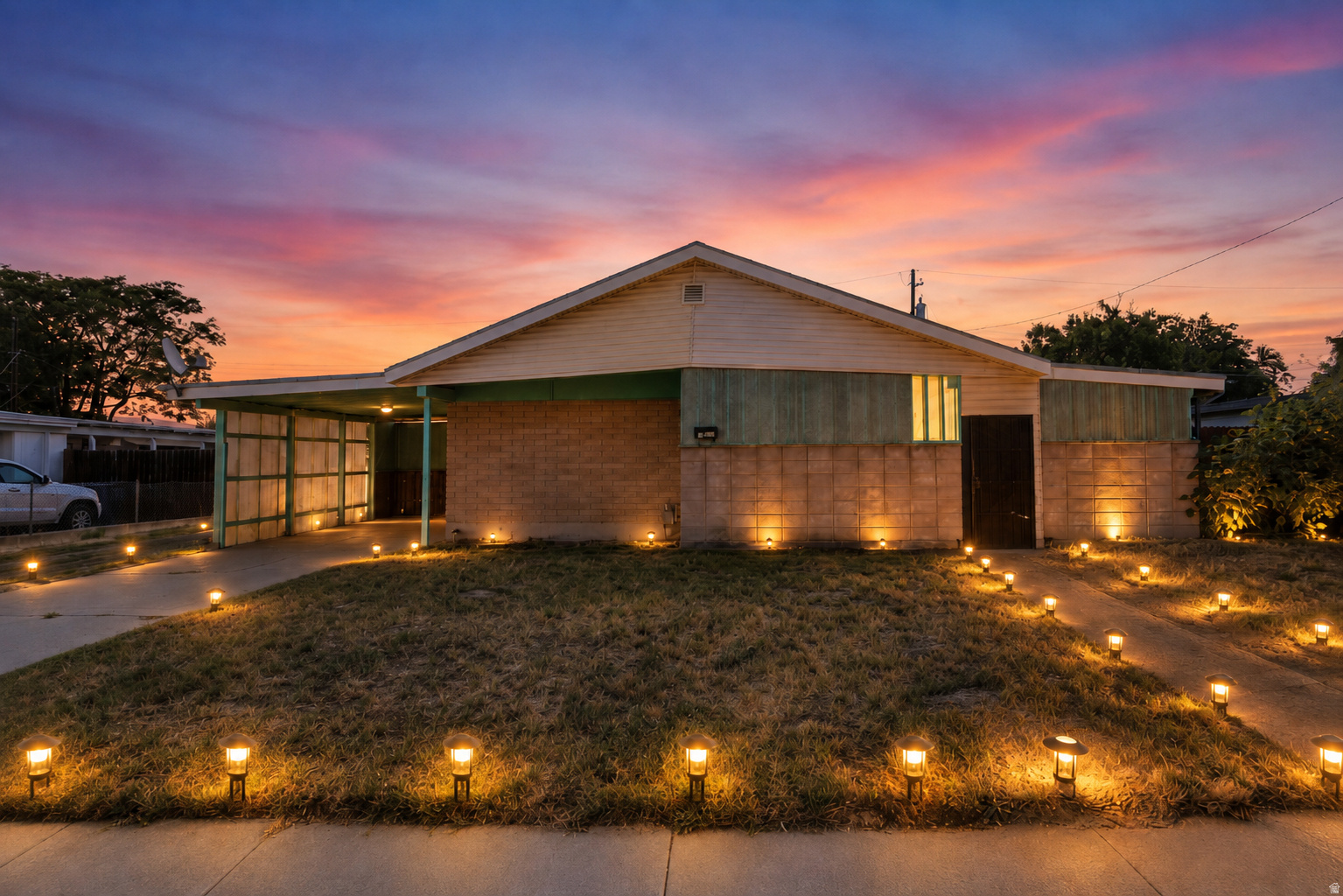 main property photo 0