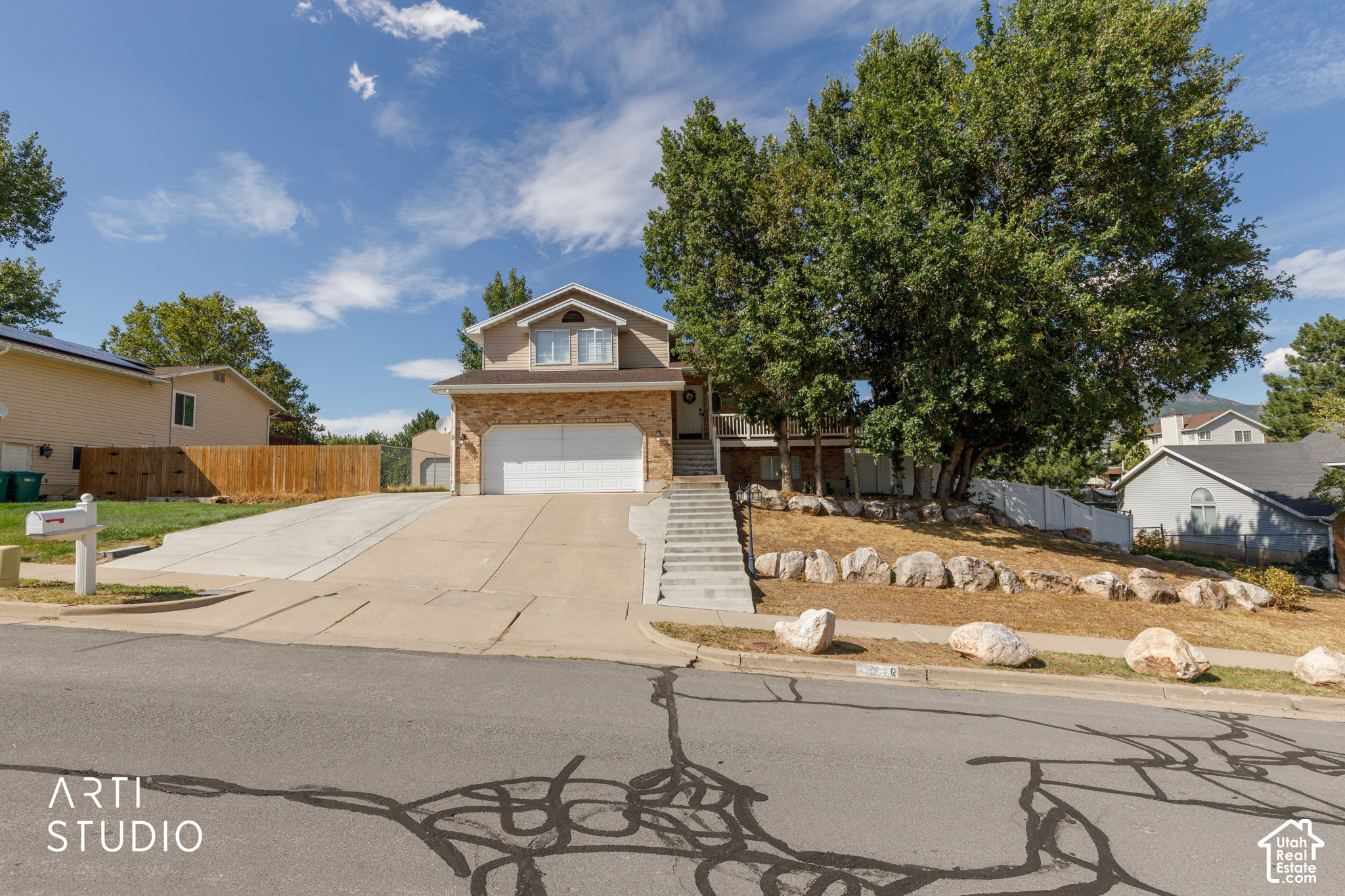 main property photo 45