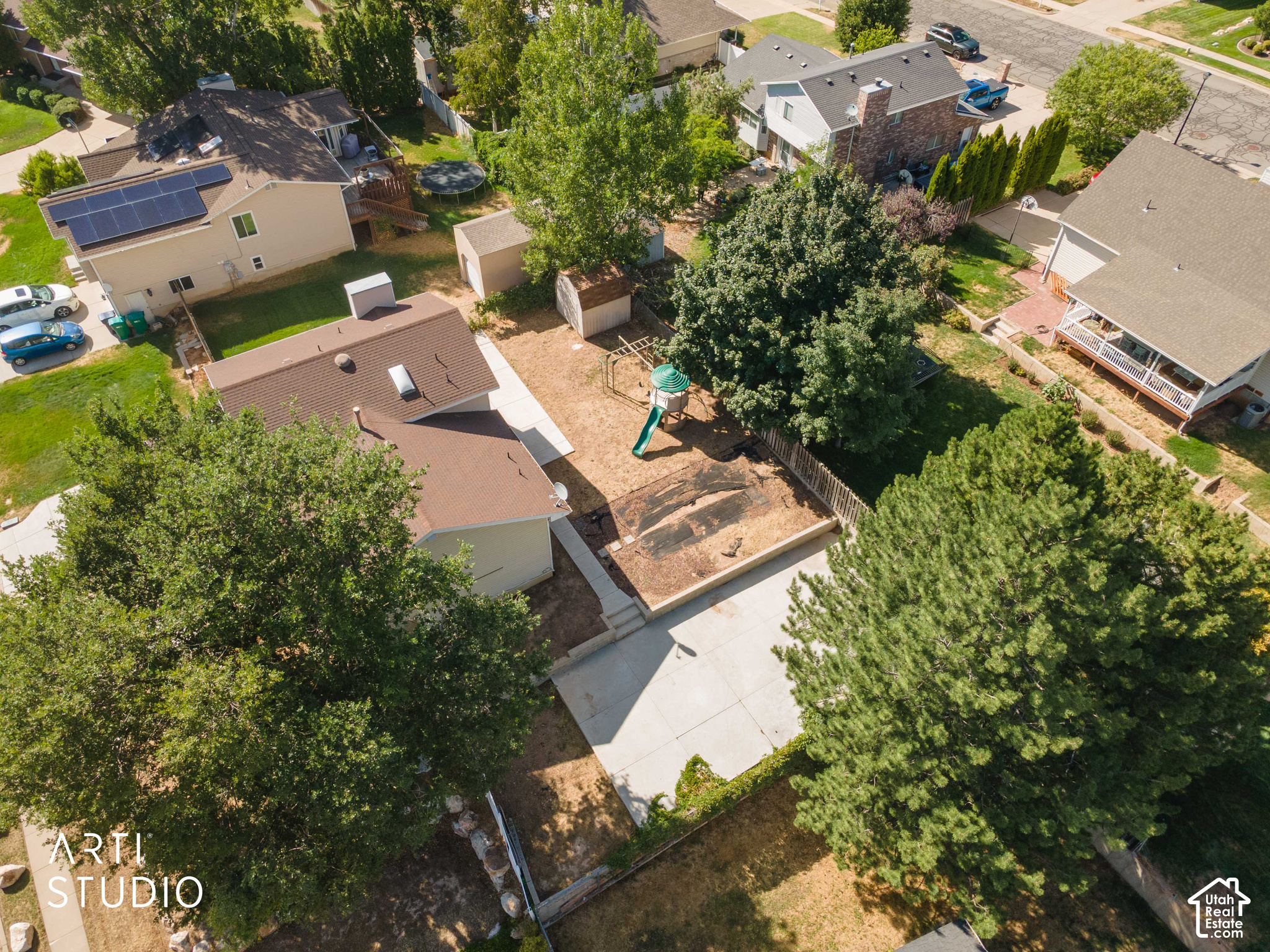 main property photo 49